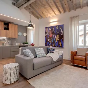 Belle Donne By Mamo Apartment